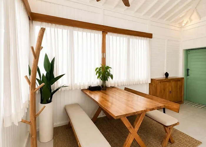The Hidden Escapes Bingin- 2 Bedroom Boho With Pool Near Cafes, Shops & Villa Uluwatu (Bali)
