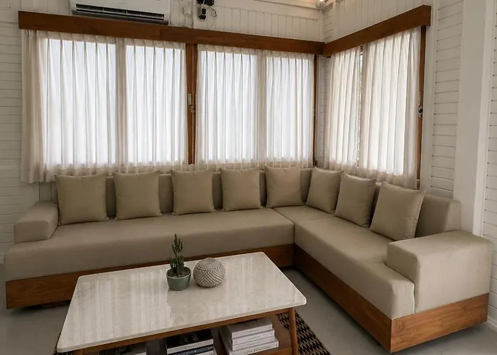 The Hidden Escapes Bingin- 2 Bedroom Boho With Pool Near Cafes, Shops & Villa